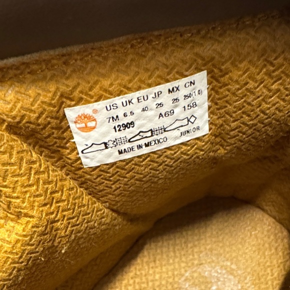 Timberland 6-Inch Premium Wheat Nubuck Boot Junior Size 7 - Picture 9 of 13